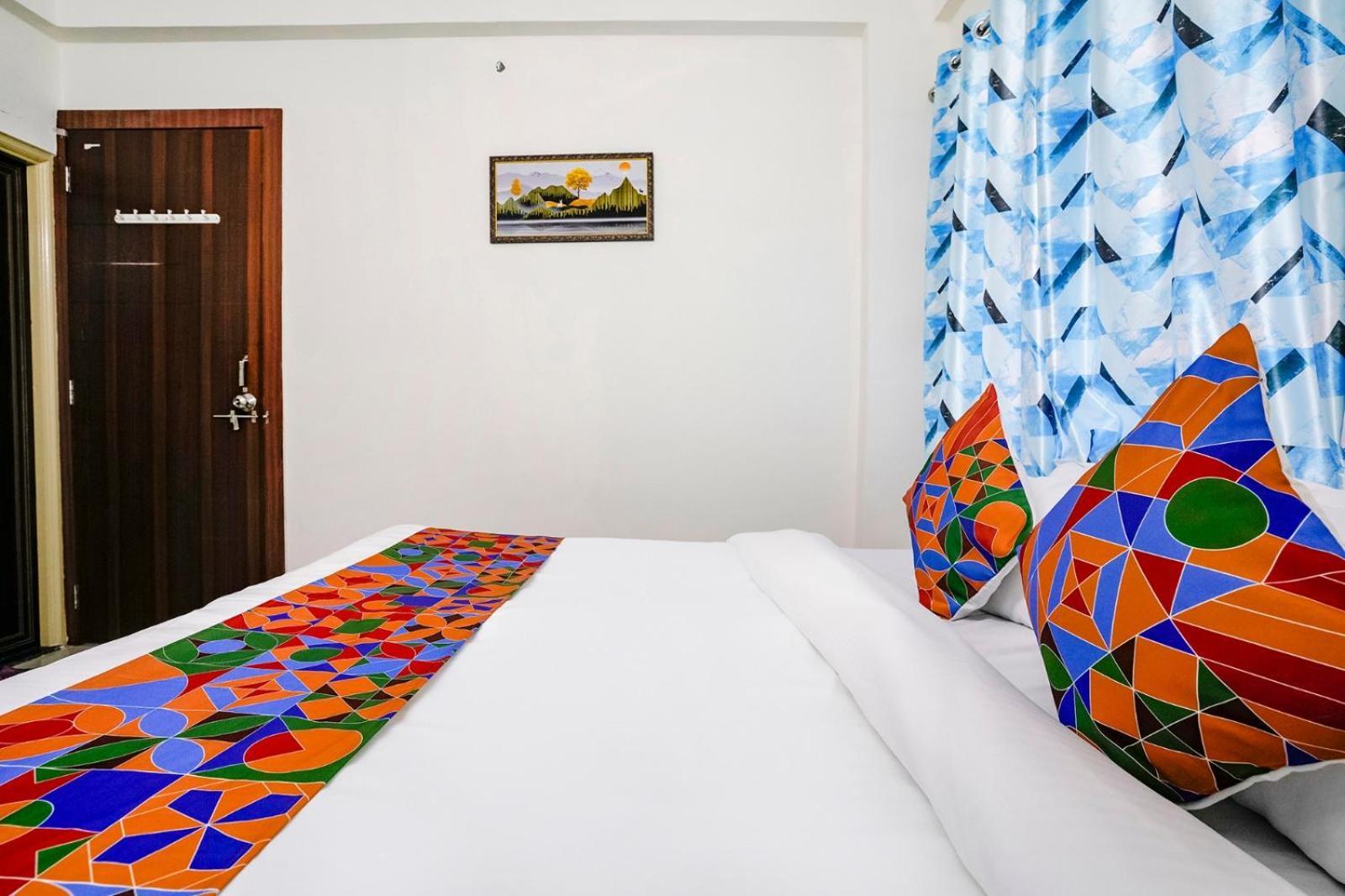 Hotel Comfort Caves Nashik Exterior foto
