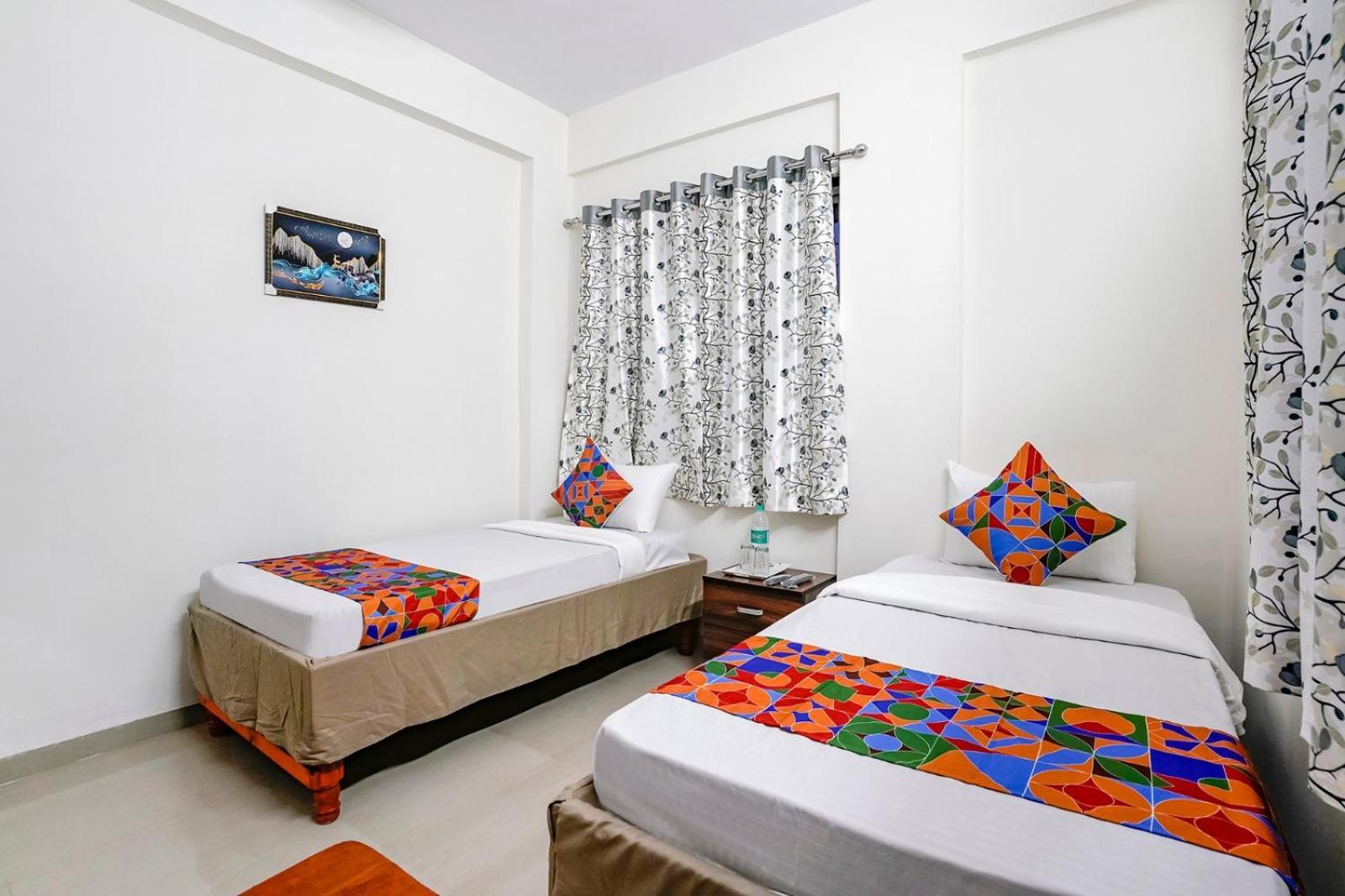 Hotel Comfort Caves Nashik Exterior foto